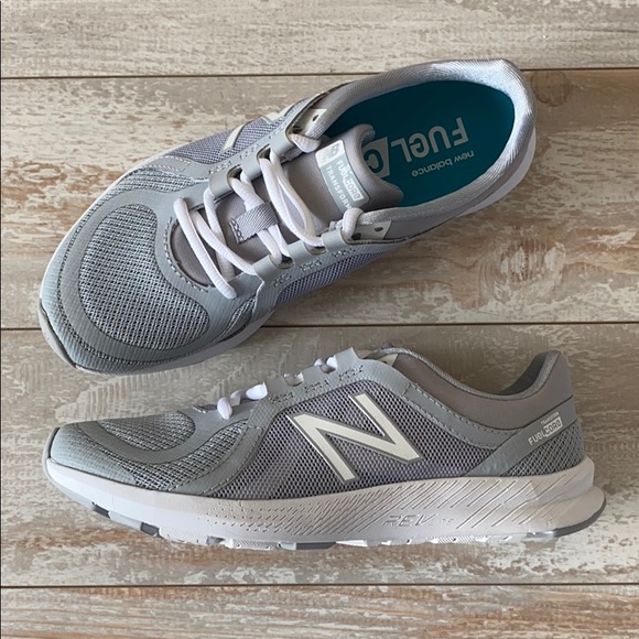 NWT New Balance Womens Trainers Fuel Core - Picture 5 of 8